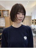 顔まわりレイヤー×やわらかミニボブ