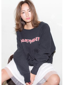 アズーア ヘアーアンドスパ(azure hair&spa) スウィングカール/３Dカラー