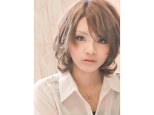 ホリー ゴライトリー(HOLLY GOLIGHTLY)