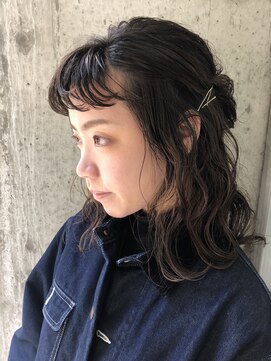 ウィーク 梅田(UiiC) 伸ばし中の方にクセ気風パーマ【uiic stylist rira】