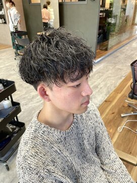 マウ(mau) 波巻きパーマ、波巻きツイスパ、スパイラルパーマ