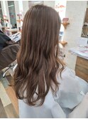 大人ロング×明るめブラウンカラー