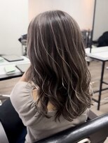 ヴィフ 大船(VIF)&nbsp;ハイライトカラー/ケアブリーチ/大船/エレガントデザインカラー