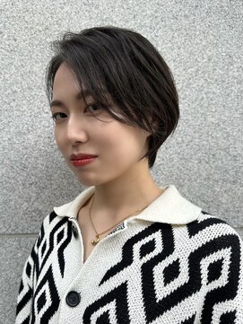 メイカ(MEIKA) ”暗髪×マッシュショート”
