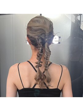 ミル(1001 mille) 成人式ヘアセット/卒業式ヘアセット/成人式着付け/卒業式着付け