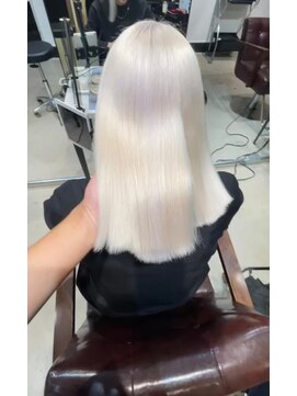 ロイス 神宮前(ROIS) 透明感ベージュカラー/ダブルカラー/ケアブリーチ[表参道駅]