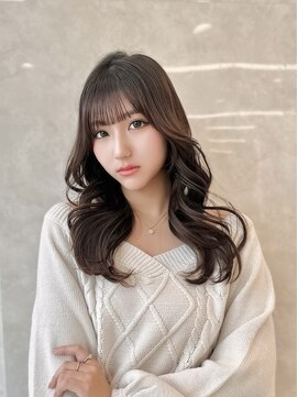 マウル 栄(MAEUL) ぱっつん前髪　レイヤーカット韓国ヘア