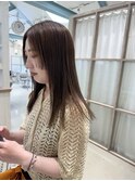 ベージュ