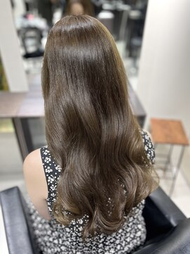 フォルテ ギンザ(FORTE GINZA) 髪質改善トリートメント　艶髪　赤みなし　ベージュカラー