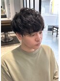 癖毛を活かしたマッシュスタイル