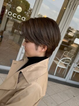 トッカ ヘアアンドトリートメント 難波店 大人っぽいグレージュのショートカットが可愛い☆