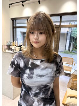 モク 立川(moc) 韓国風レイヤーカットブリーチダブルカラー前髪