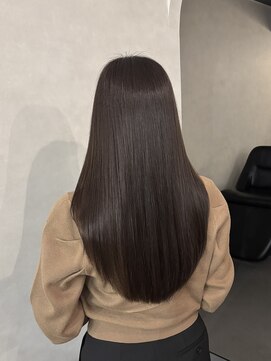 ユッカ 梅田(YUCCA) 【 YUCCA 】大人可愛い20代30代オリーブブラウン