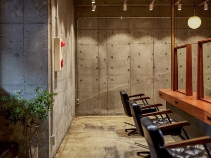 hum 立川【ハム】髪質改善・酸性ストレート・縮毛矯正の写真