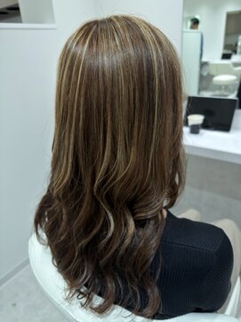 白髪ぼかしハイライト