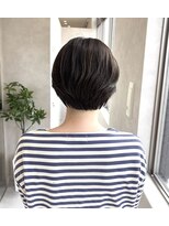 エレノア 枚方(Eleanor)&nbsp;【AKANE】丸みショートボブ×オリーブ