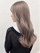 アース オーセンティック 関内店(EARTH Authentic) ブリーチハイトーン韓国風ロング透明感ミルクティー夏カラー