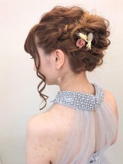 結婚式　二次会　ブライダル　パーティ　ヘアアレンジ