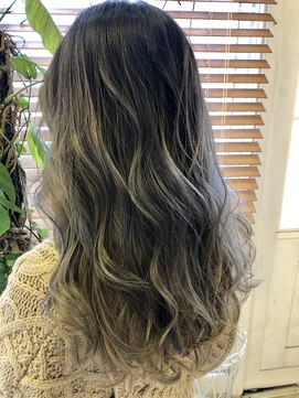 フラバー(flover) 【外国人風グラデーション×プラチナグレージュ】kanna