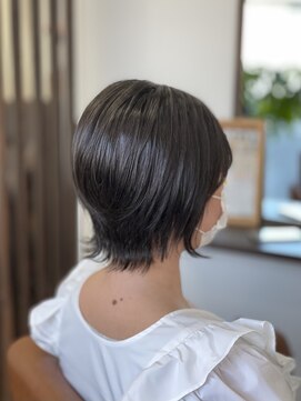 トータルビューティーオアシス(total baeuty OASIS) ショートウルフ