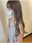 ハイライトで透明感!グレージュカラー