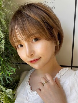 ビューイースト 亀戸 錦糸町(VIEW EAST) 耳掛けショート/毛束ショート/アッシュベージュ