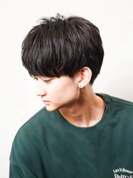 アルファ 新宿(alpha) フェザーパーマ/刈り上げセンターパート/サーフカール[新宿]