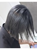 ブルーブラックダークグレー暗髪残留なし黒髪切りっぱなしボブ