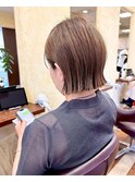 大人女性のぱっつんボブ