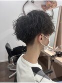 ツイストスパイラルパーマメンズマッシュ刈り上げ 奥東巧真