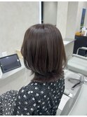 オリーブブラウン