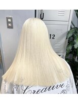 ジーナ(XENA) ケアブリーチ×ハイトーン×ホワイトカラー(渋谷)