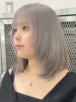 ウィコ 新宿(WICO)&nbsp;グレー[新宿駅/こなれミディ/ウェーブパーマ]