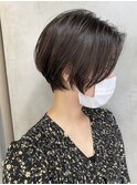 大人マッシュショート丸みショート黒髪ショートベリーショート