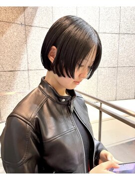 スノッブエンバンプ(snob enVAmp) 暗髪ミニボブ