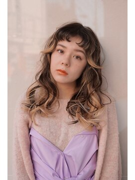 レジュアル(RESSUAL) イメチェンホワイトブロンド外ハネボブ美髪ワイドバング