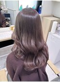 スモーキーピンクベージュ