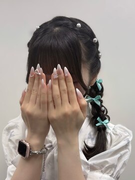 アールエーサロンモノクロ 秋葉原(RA SALON モノクロ) 片側編みおろし