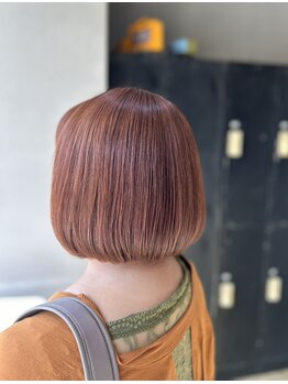 ロイ(Roy)の写真/【明石駅徒歩5分】デザイン性のある白髪ぼかしメニューが人気♪白髪を最大限に活かしたカラーを提案します*