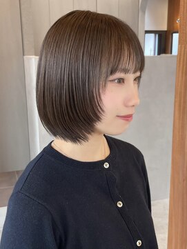 ロンド ボーイ 表参道(Lond BOY) レイヤーボブ/フェイスレイヤー/顔周り/オリーブベージュ/表参道