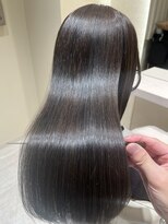 エレノア 四条烏丸店(Eleanor)&nbsp;【大槻】触れたくなる艶をつくる髪質改善カラー