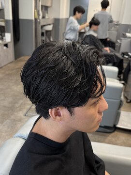 ノイセル 西本町(Noisyle) MEN’S HAIR/波巻ツイストスパイラル/フェザーパーマ/本町y