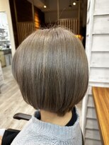 フレリス(FreRis)&nbsp;1ブリーチでつくる柔らかグレージュボブ【守谷 ブリーチ】