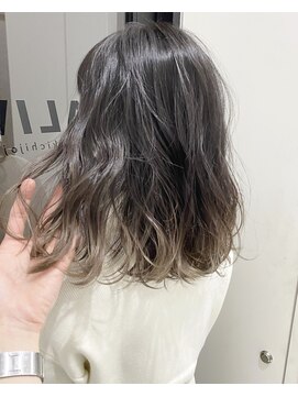 アライブ キチジョウジ(ALIVE Kichijoji) ALIVE吉祥寺 バレイヤージュグラデーション着物ことりベージュ