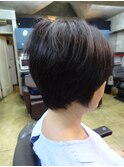 大人可愛い30代40代50代60代前下がりショートボブ丸みショート◎