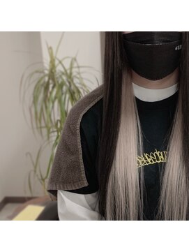 ウルティア(ulutia) ブラック×ベージュ