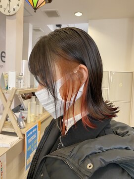 ジュエ ヘアー デザイン(Jue hair design) レッドインナーカラー×外ハネ