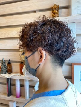 サロンドカスティーロ(salon de castillo) 【御器所】ツーブロック×ツイストスパイラルパーマ×おしゃれ