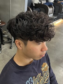 バース バイ ハピネス(BIRTH by happiness) スペインカール/波巻きスペイン/プードルパーマ