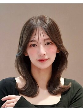 オーラ オモテサンドウ(Aura omotesando) 透明感カラー×似合わせレイヤーカット